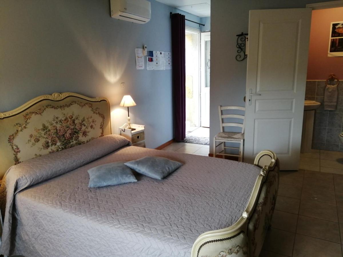 Chambres Et Gite Peyroutas " Camille" Vignonet St Emilion Exteriér fotografie